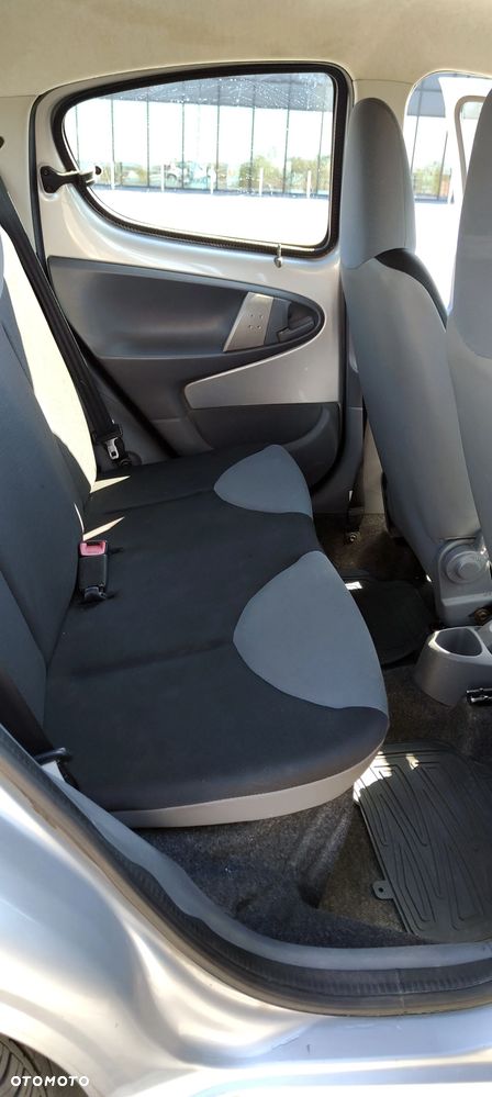 Peugeot 107 1.0 U Move - 19