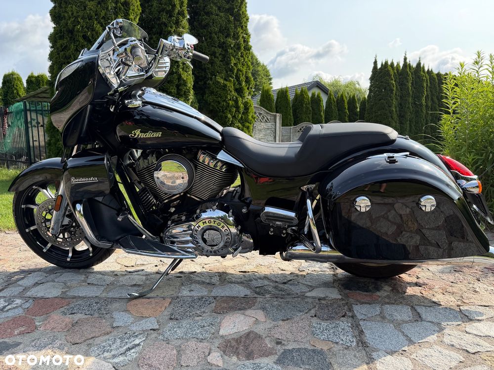 Indian Roadmaster - 5