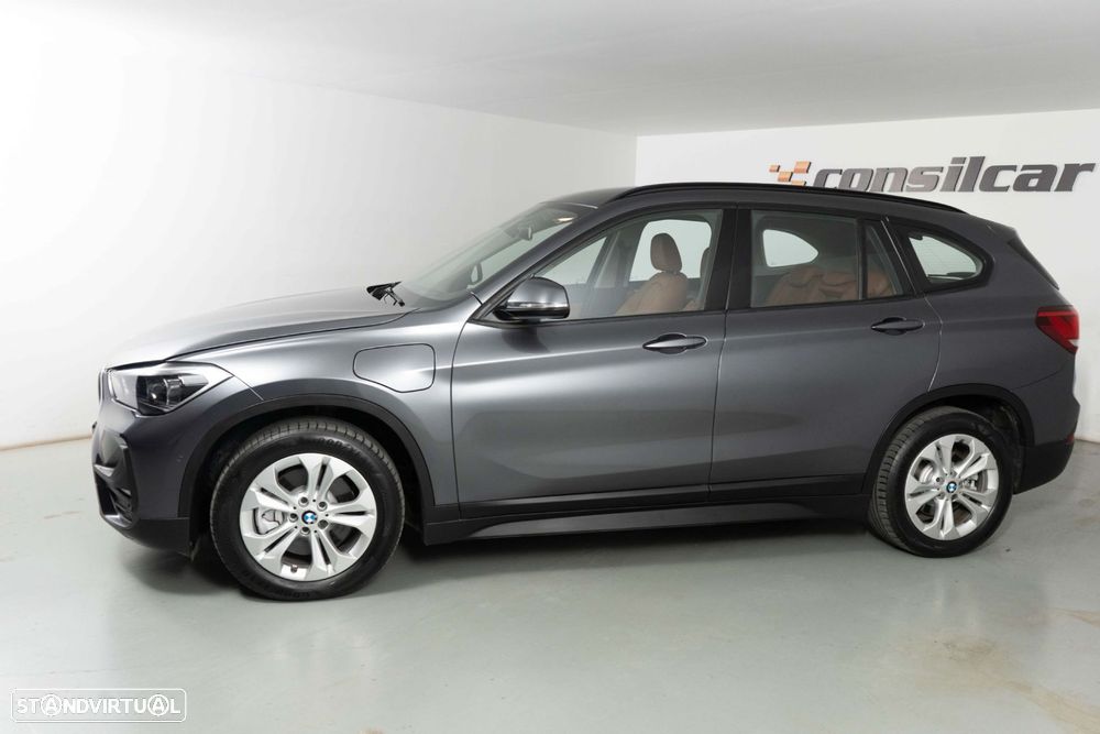 BMW X1 25 e xDrive Corporate Edition - 7