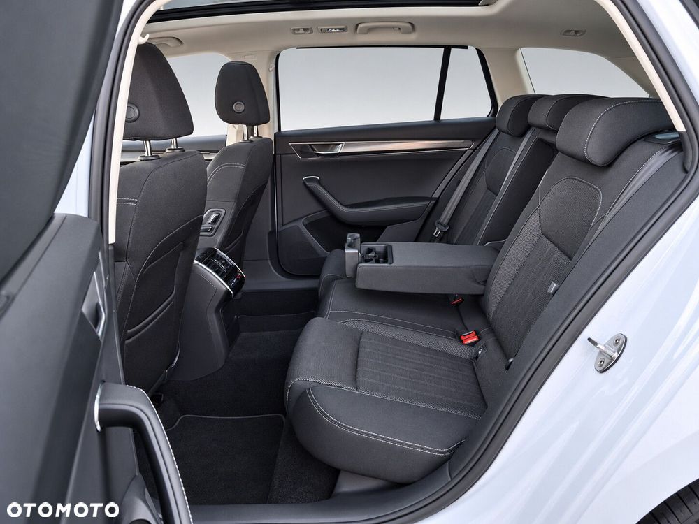 Skoda Superb 2.0 TSI Style DSG - 9