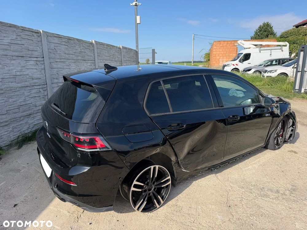 Volkswagen Golf 1.5 eHybrid OPF DSG GTE - 38