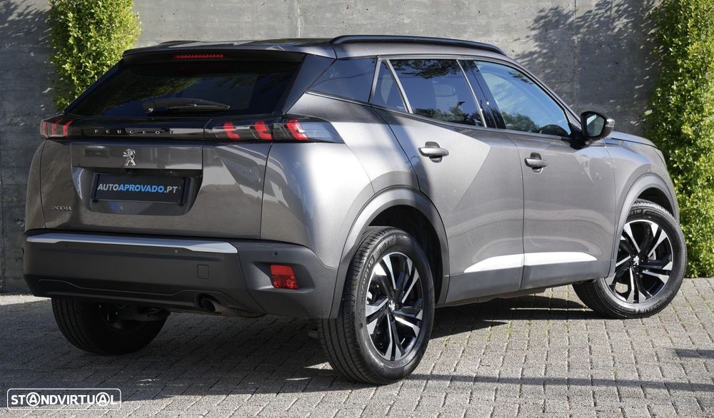 Peugeot 2008 1.2 PureTech Allure Pack - 5