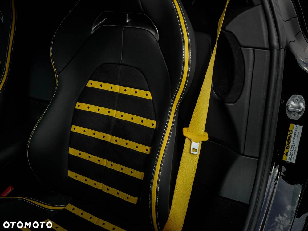 Ferrari SF90 Stradale - 35