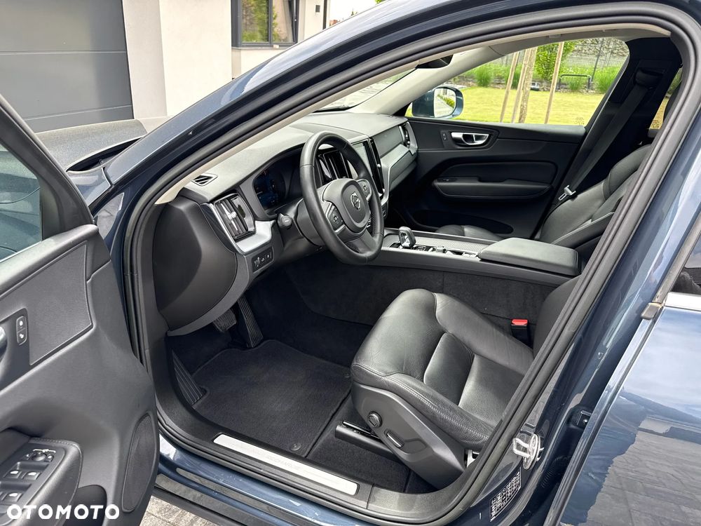 Volvo XC 60 T6 Plug-In Hybrid AWD Inscription - 14