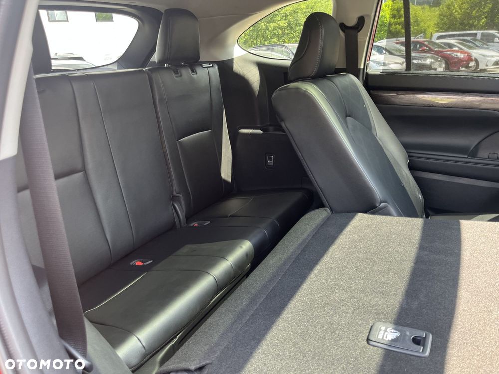 Toyota Highlander - 23