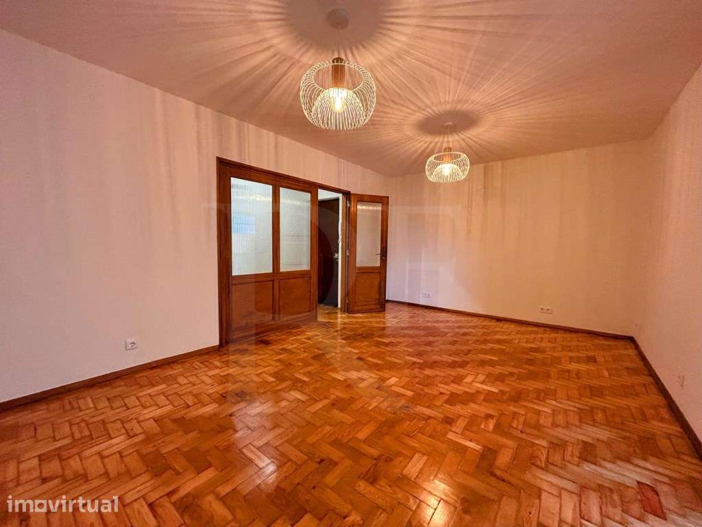Apartamento T3 Renovado em Cascais - Grande imagem: 2/25