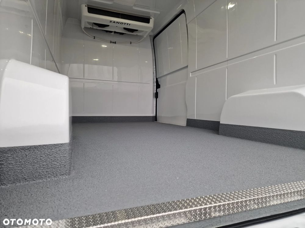 Toyota PROACE MAX - 16