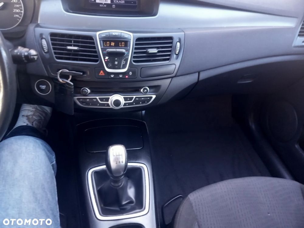 Renault Laguna 1.6 Emotion - 16