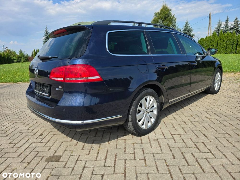 Volkswagen Passat - 8