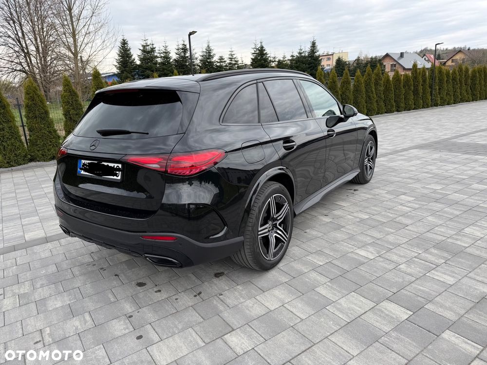 Mercedes-Benz GLC 300 mHEV 4-Matic AMG Line - 23