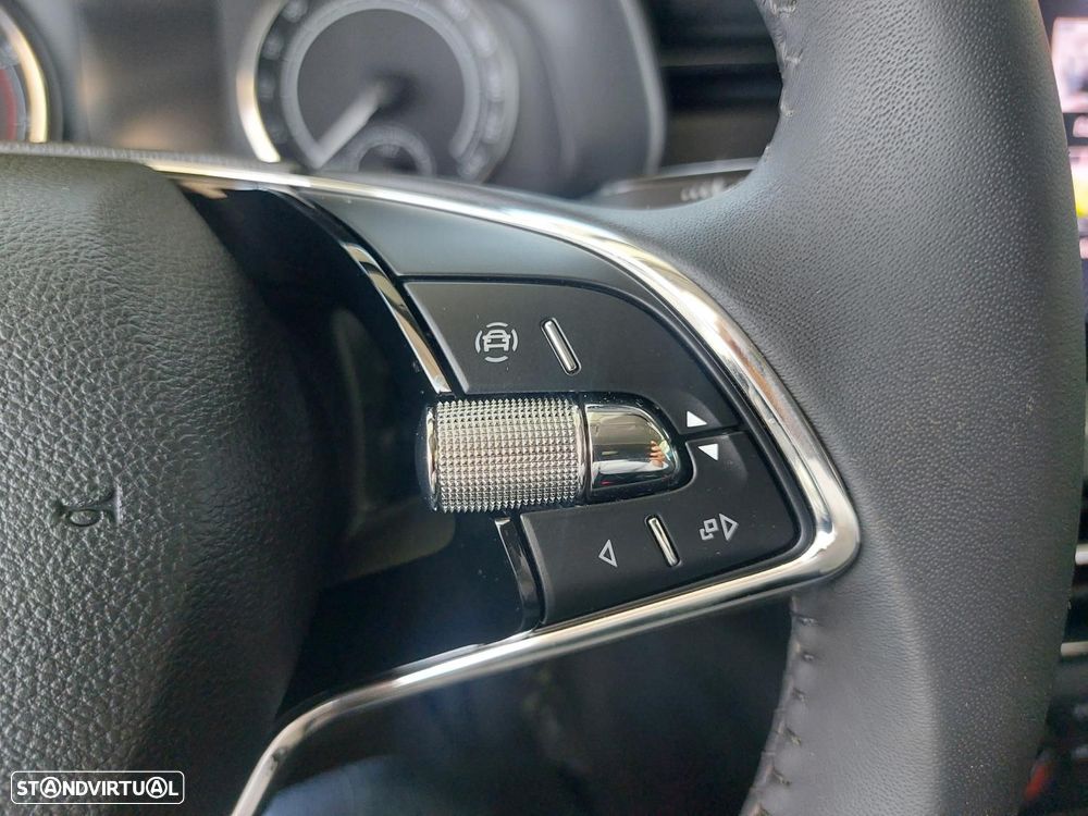 Skoda Kamiq 1.0 TSI Ambition - 17