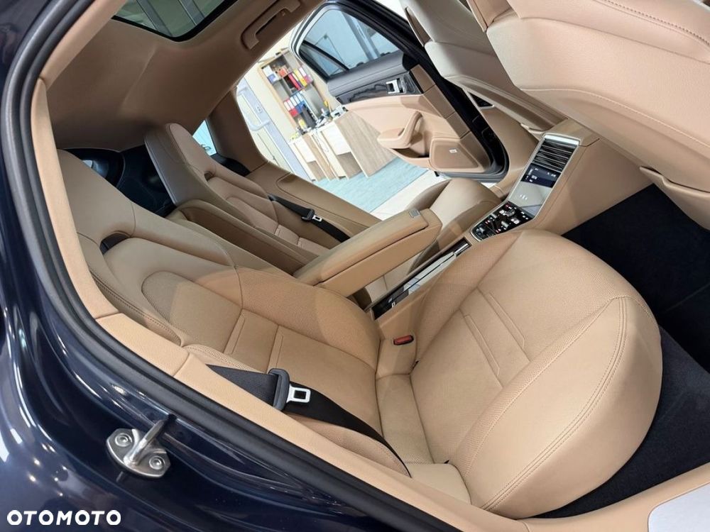 Porsche Panamera 4 Edition 10 Jahre - 33