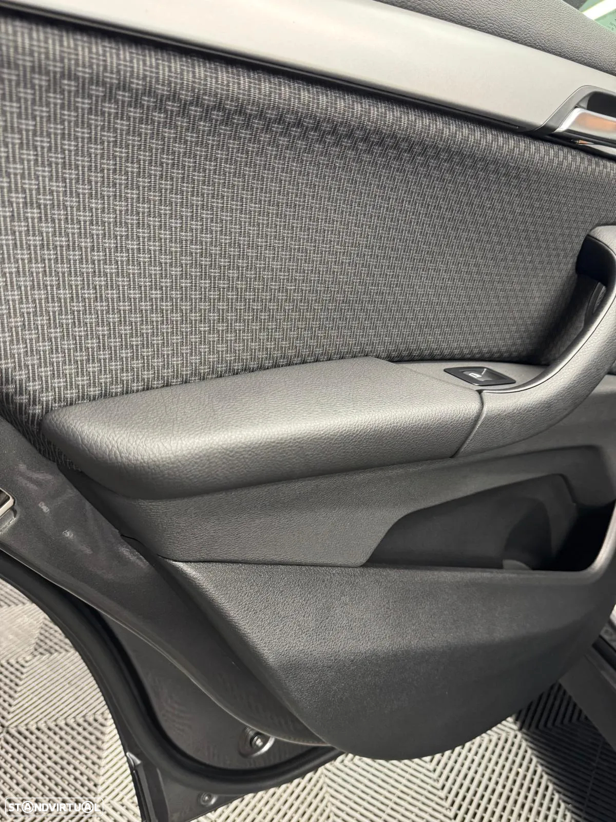 BMW X1 16 d sDrive Auto - 6