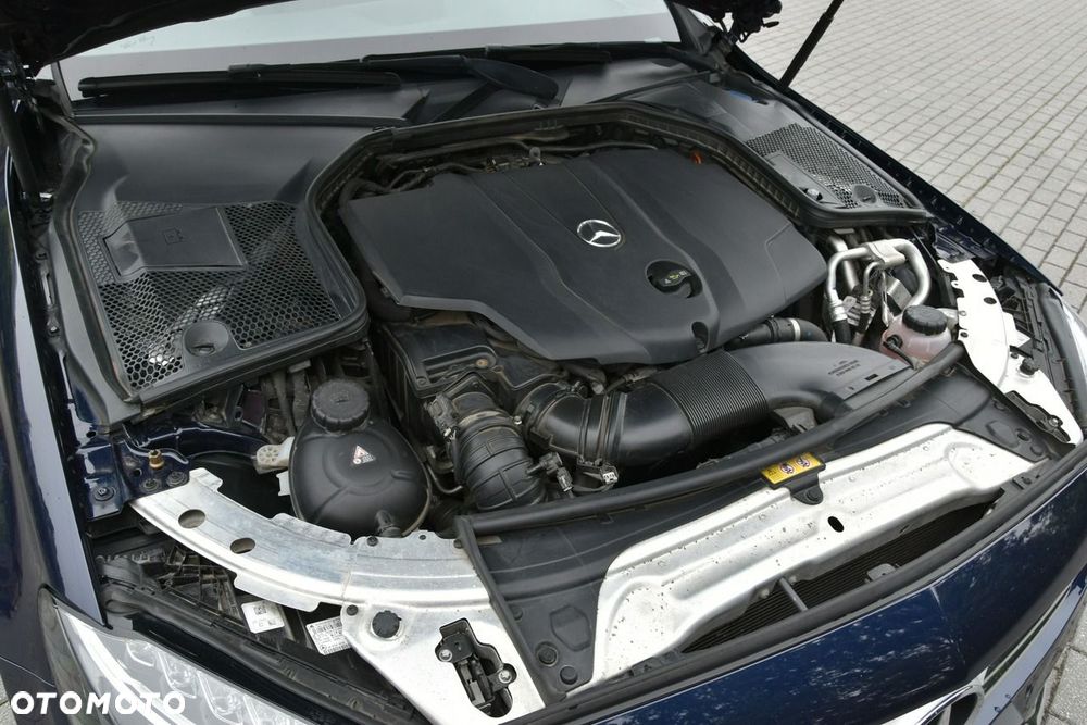 Mercedes-Benz Klasa C - 32
