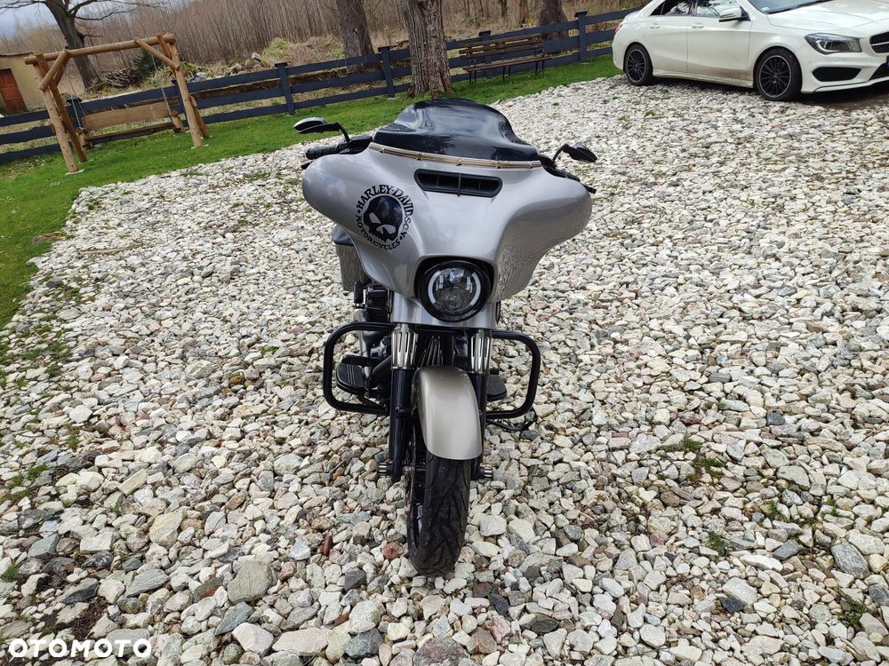 Harley-Davidson Touring Ultra Limited - 8