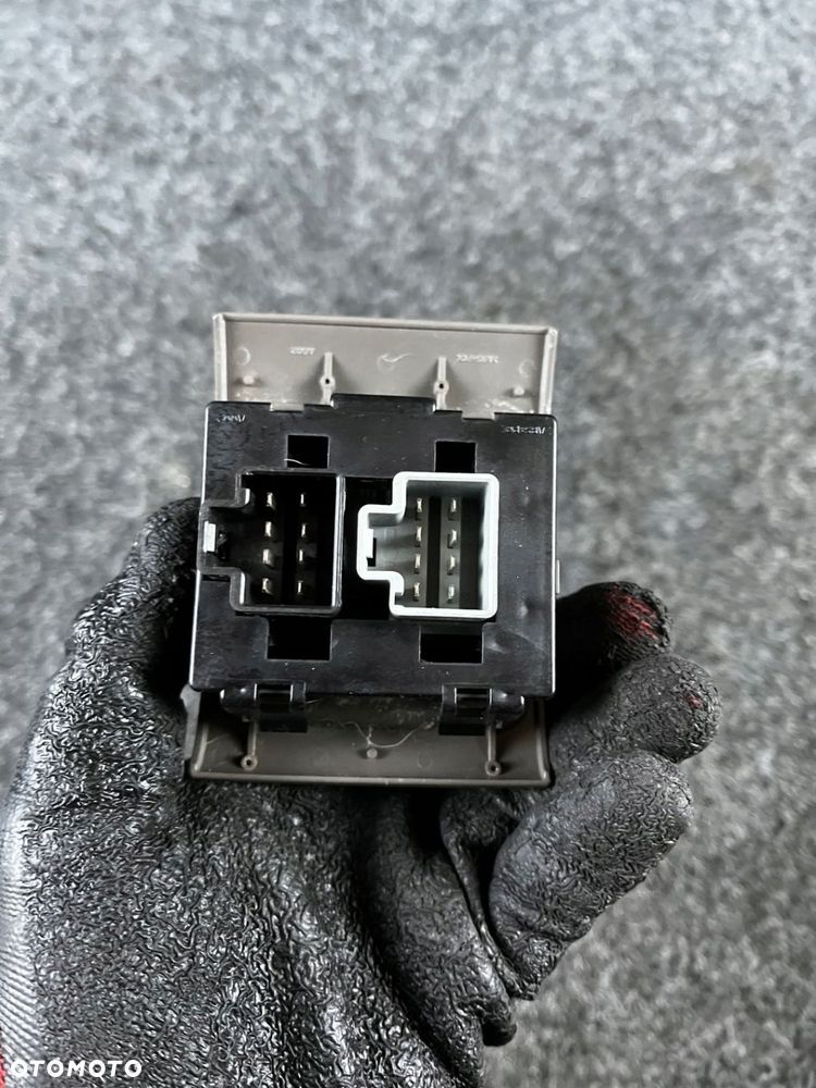 panel przełącznik szyb chrysler pt cruiser 74677922 - 4