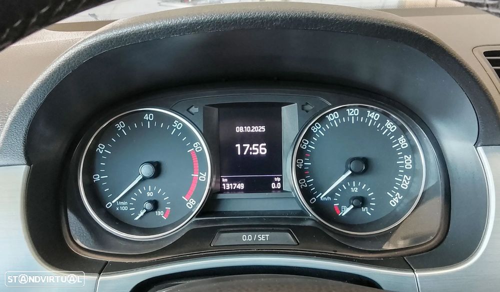 Skoda Fabia Break 1.0 Active - 8