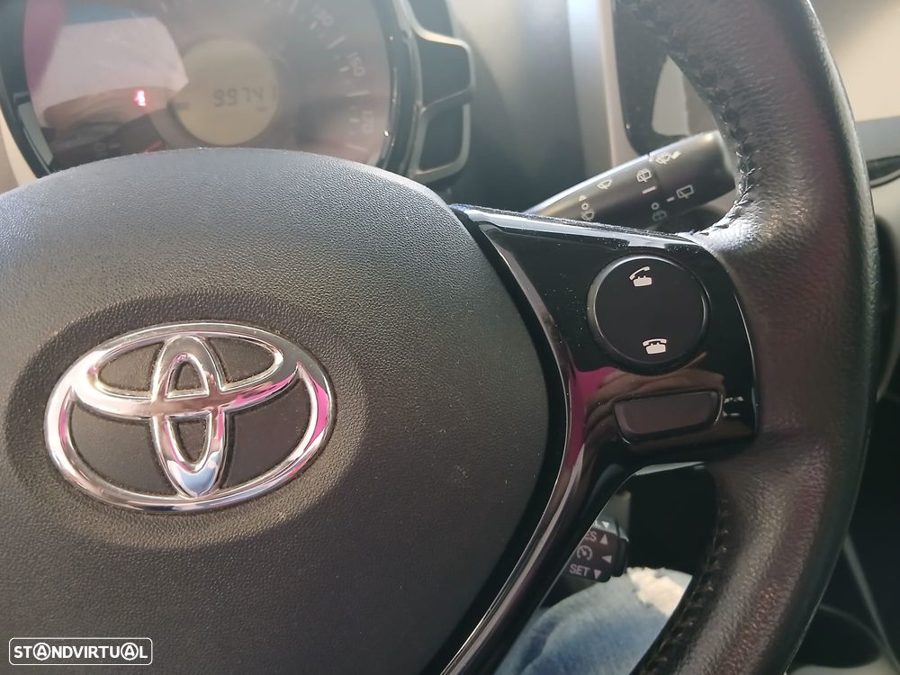 Toyota Aygo 1.0 X-Play Plus+X-Touch - 5