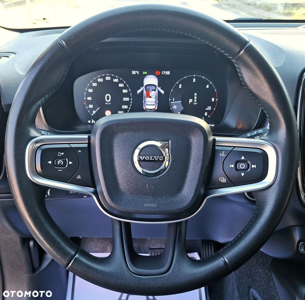 Volvo XC 40 D3 SCR Momentum Core - 20