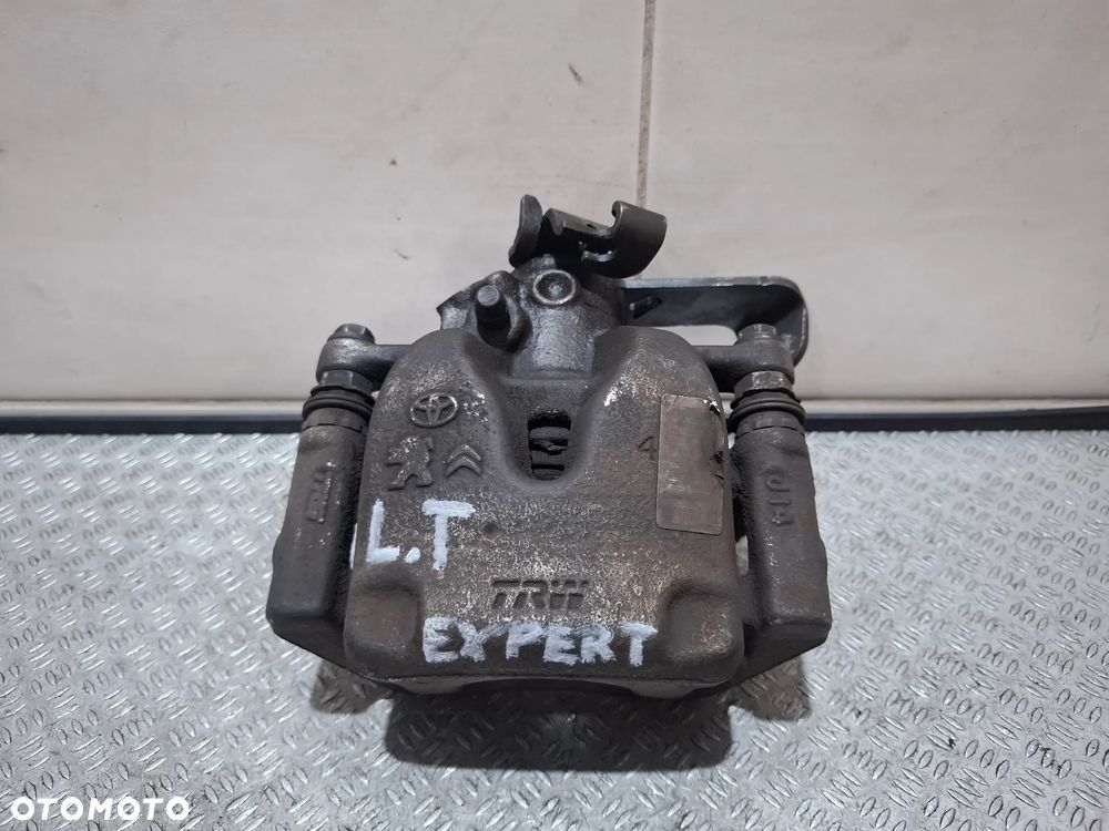 Zacisk hamulcowy lewy tył Peugeot Expert III 2019 rok 2,0BHDI - 1