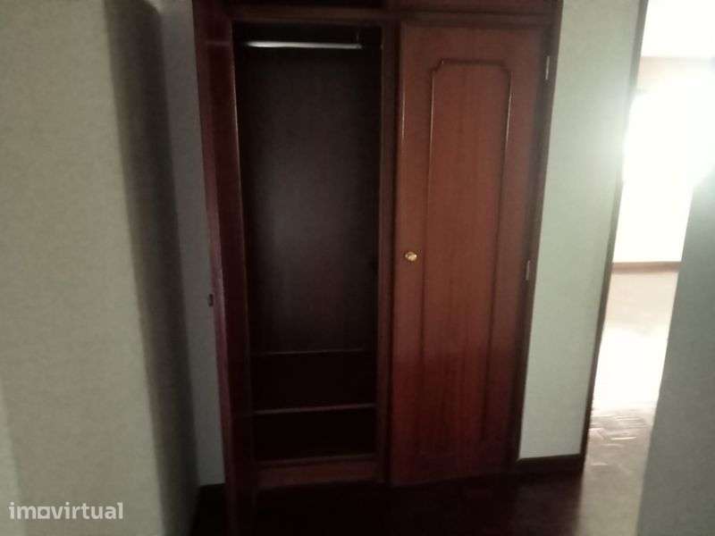 Arrenda-se Apartamento T1 - Grande imagem: 3/6