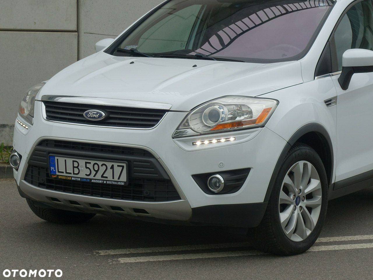 Ford Kuga - 7