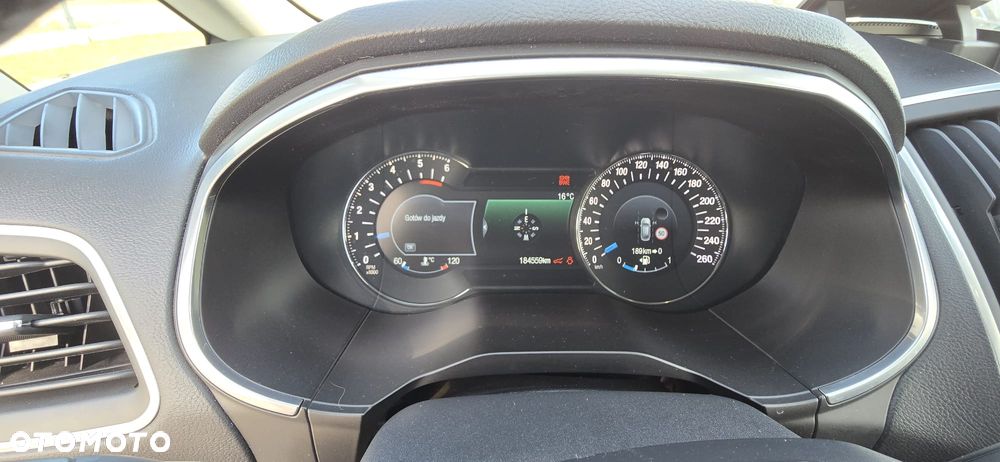 Ford S-Max 2.0 TDCi Titanium - 3