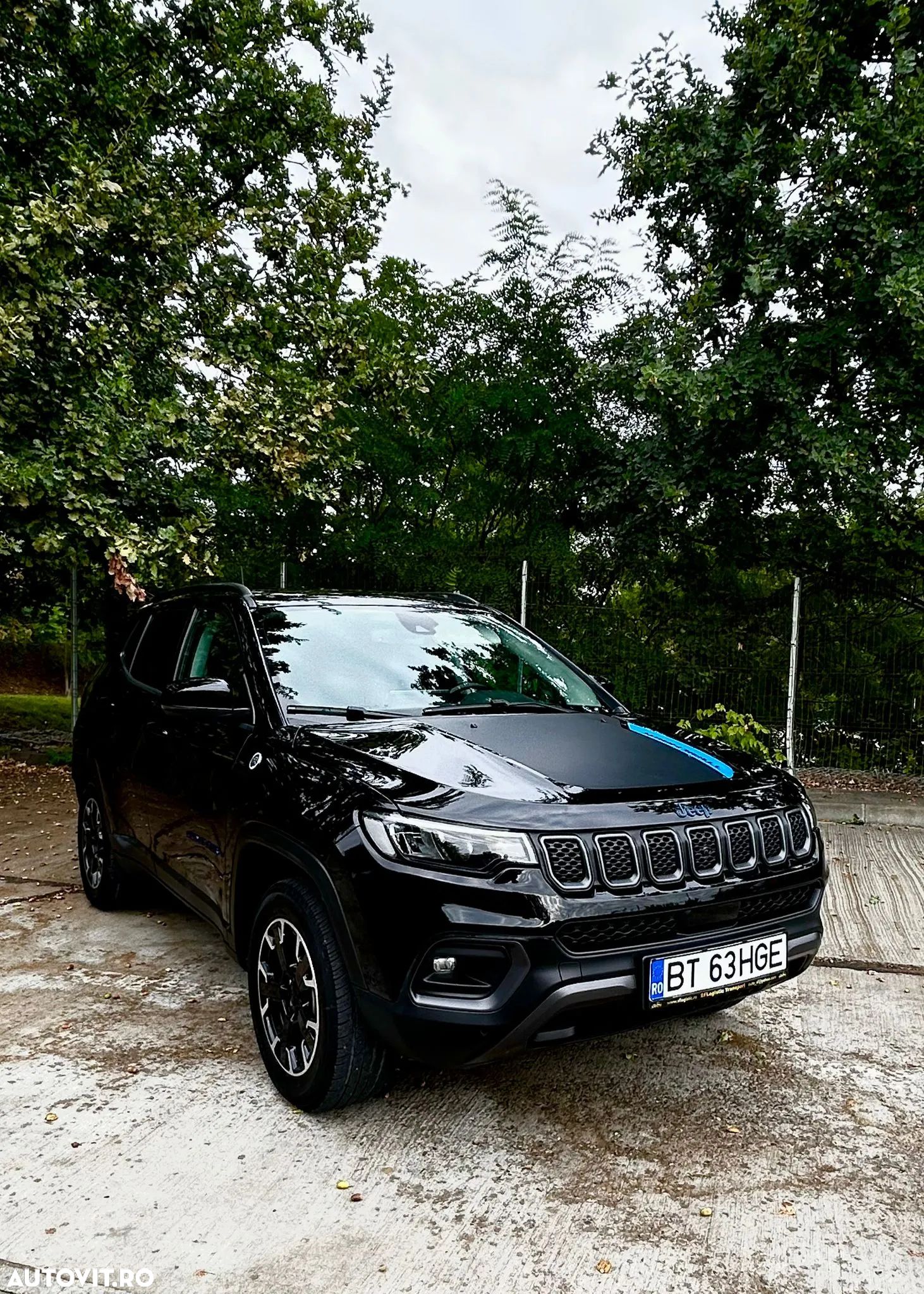 Jeep Compass 1.3T 4xe AT6 PHEV Trailhawk - 1