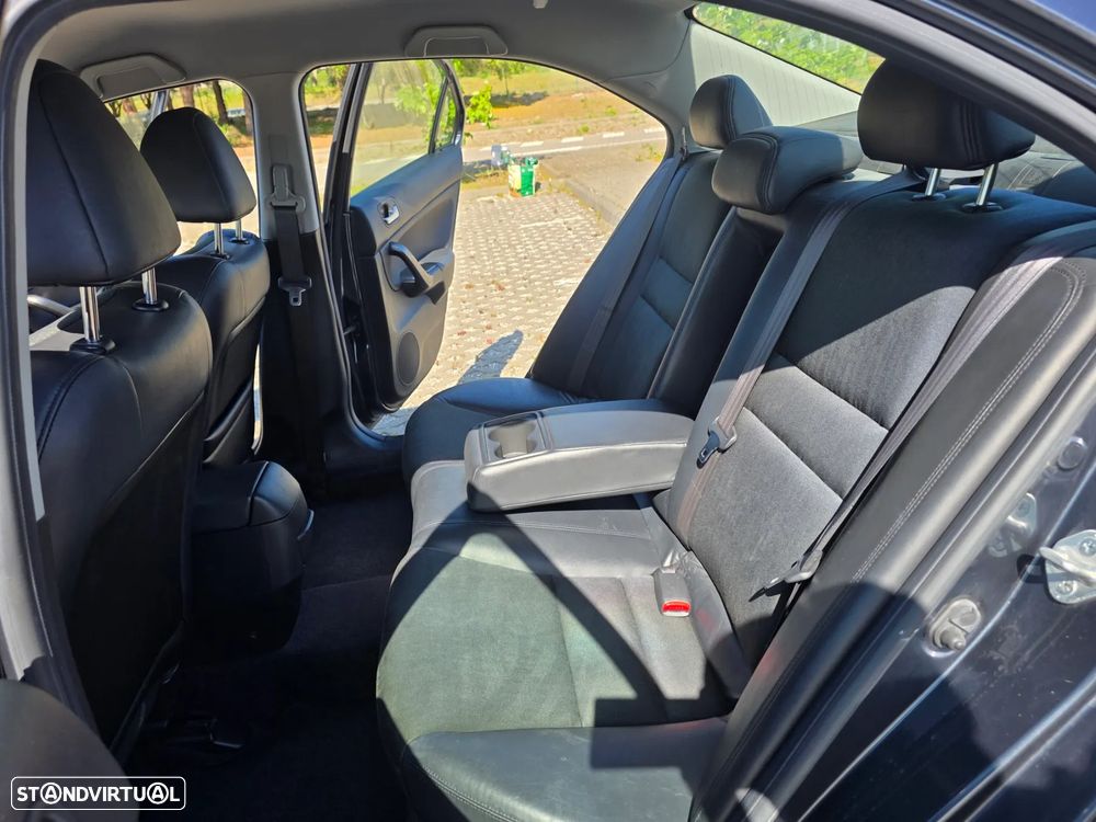 Honda Accord 2.0 Sport Auto. - 18