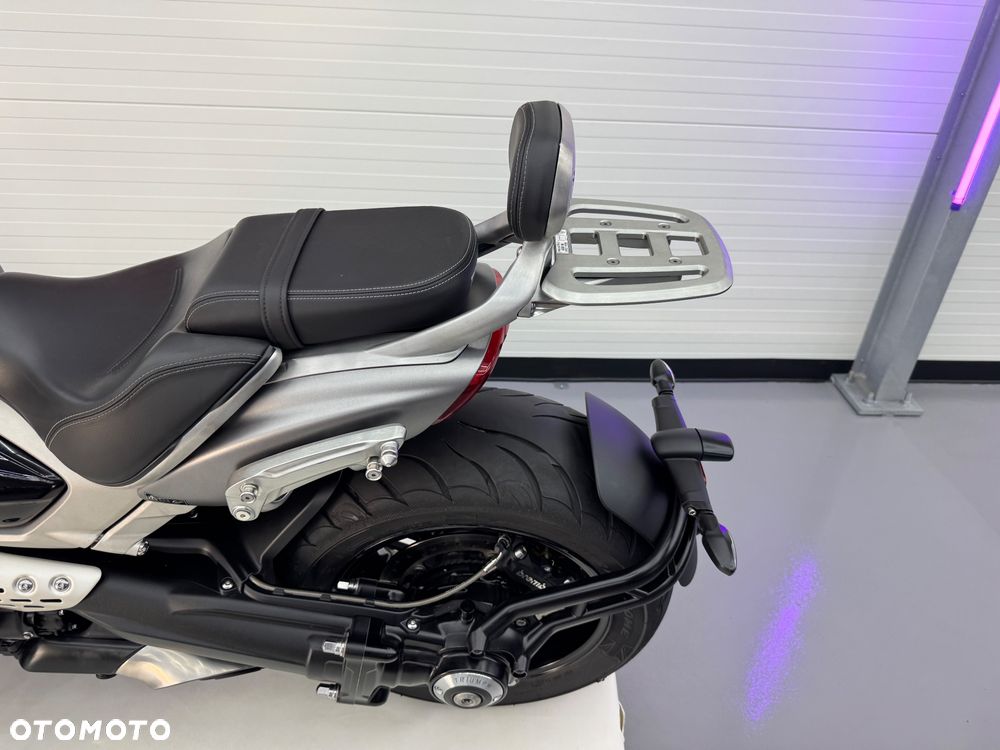 Triumph Rocket - 29