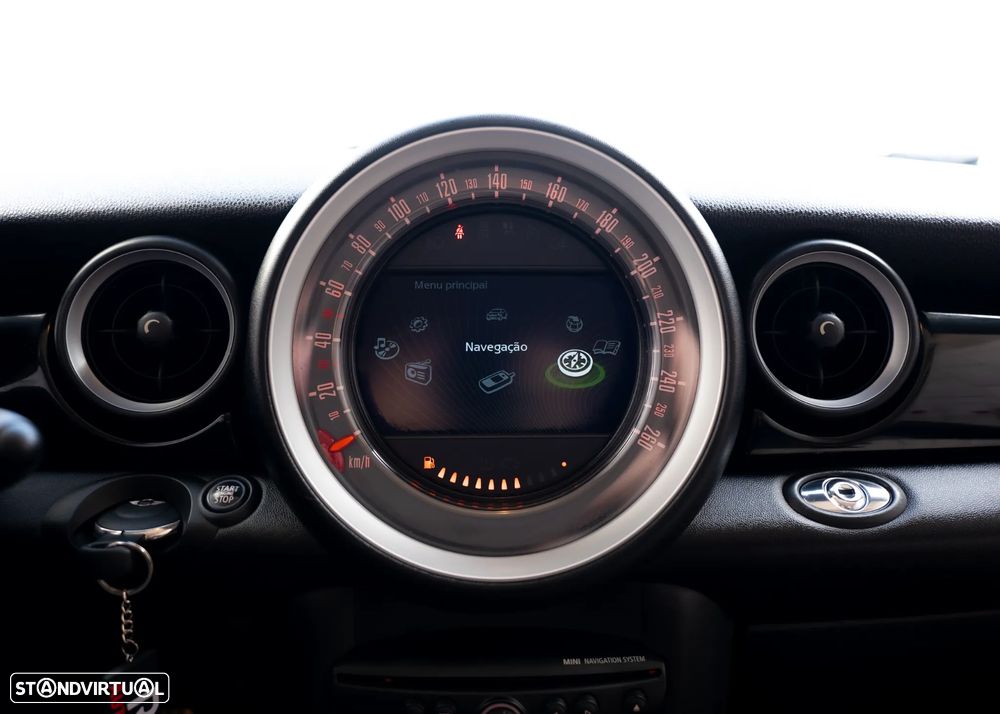 MINI Cabrio John Cooper Works 157g - 31
