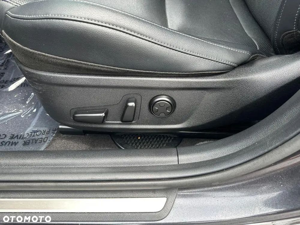 Kia Stinger 3.3 T-GDI AWD OPF GT - 17