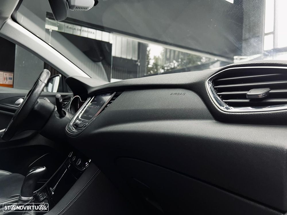 Opel Grandland X 1.2 T Ultimate AT - 40