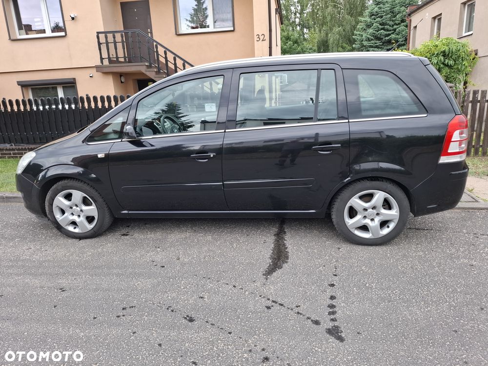 Opel Zafira 1.8 Family - 1