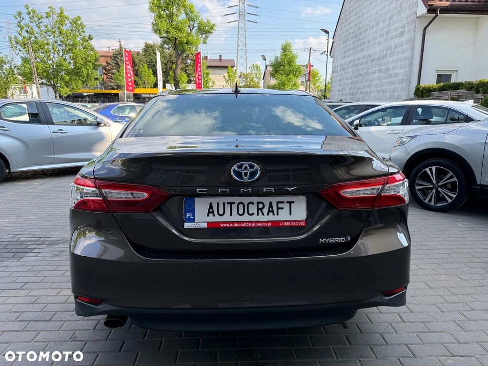 Toyota Camry 2.5 Hybrid Executive CVT - 31