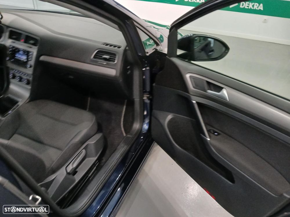 VW Golf 1.0 TSI BlueMotion Comfortline - 18