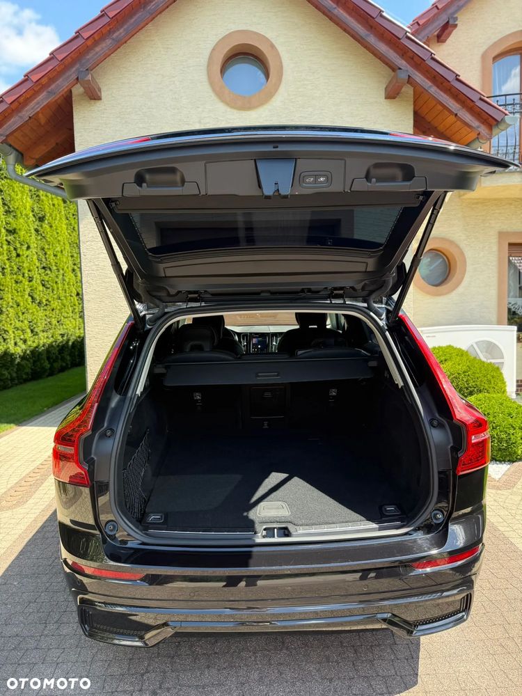 Volvo XC 60 B4 B Plus Dark - 5