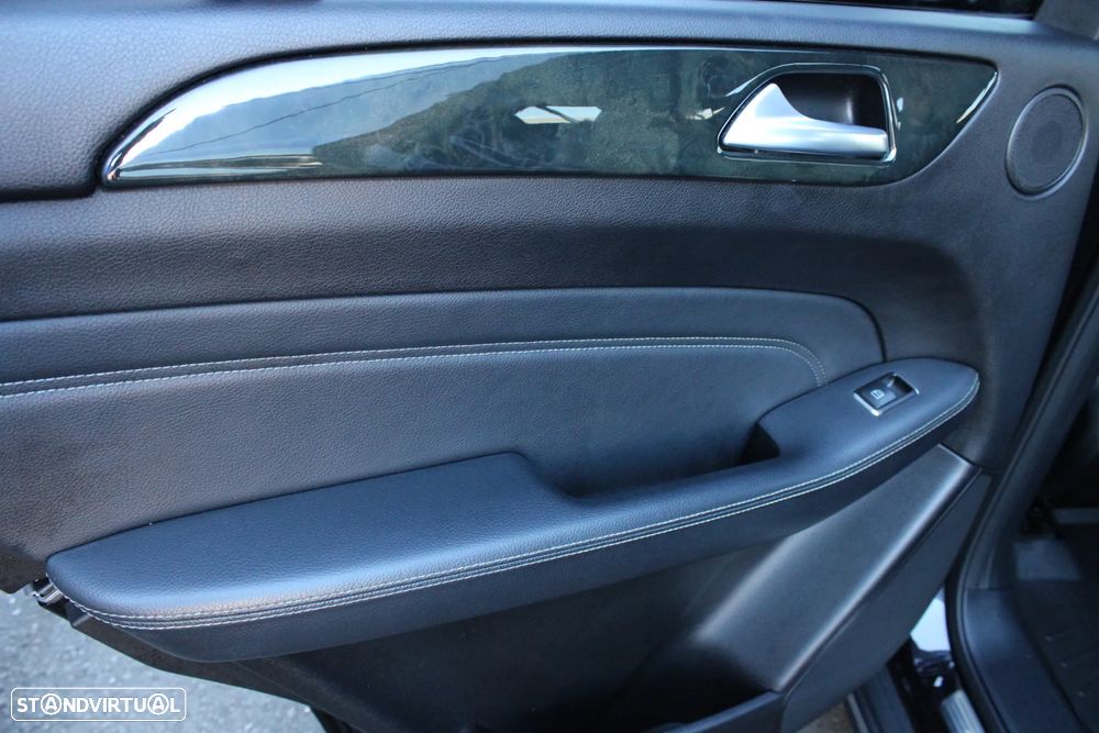 Mercedes-Benz ML 350 BlueTEC - 14