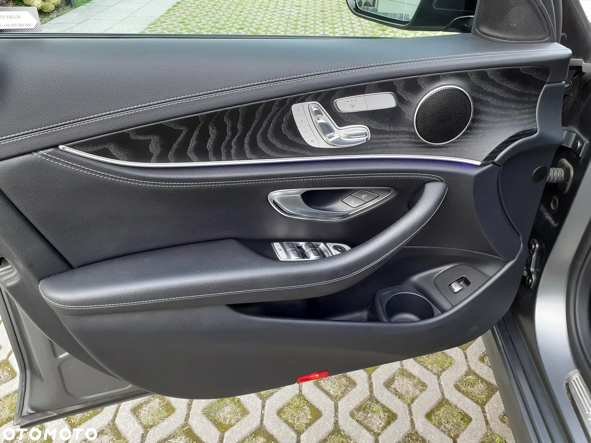 Mercedes-Benz Klasa E - 21