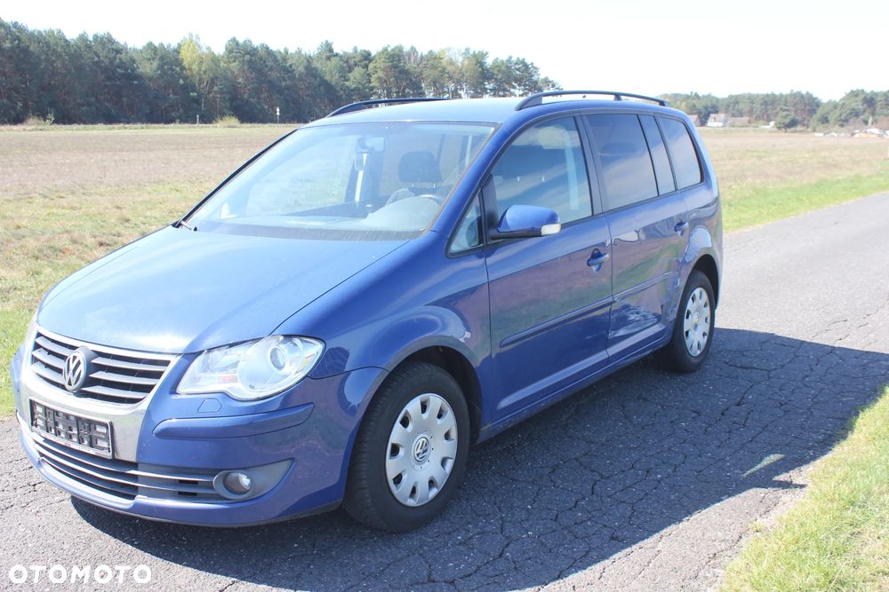 Volkswagen Touran - 3