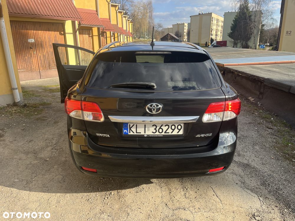 Toyota Avensis 2.2 D-4D Sol Plus NAVI - 6