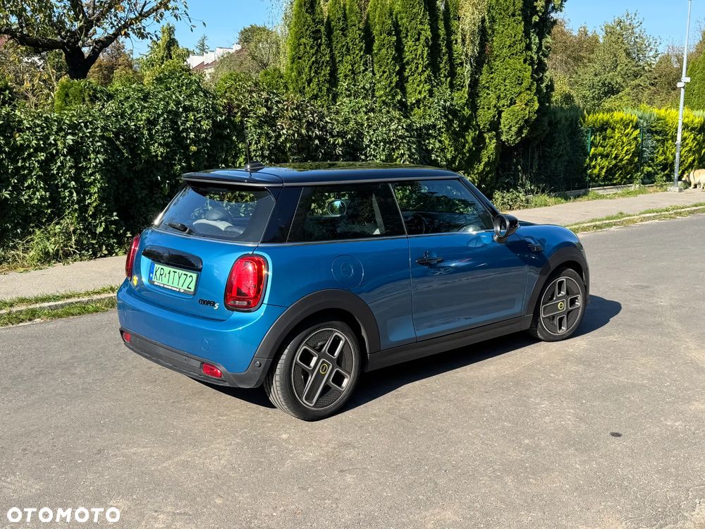 MINI Cooper SE Classic Trim - 5