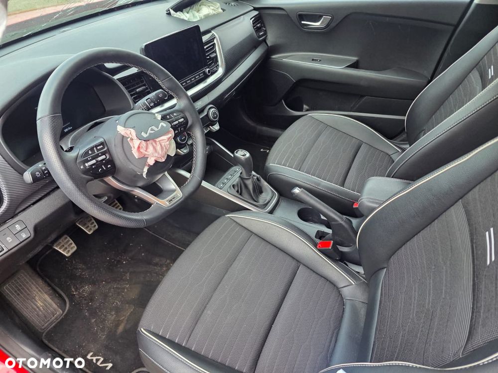 Kia Stonic - 10