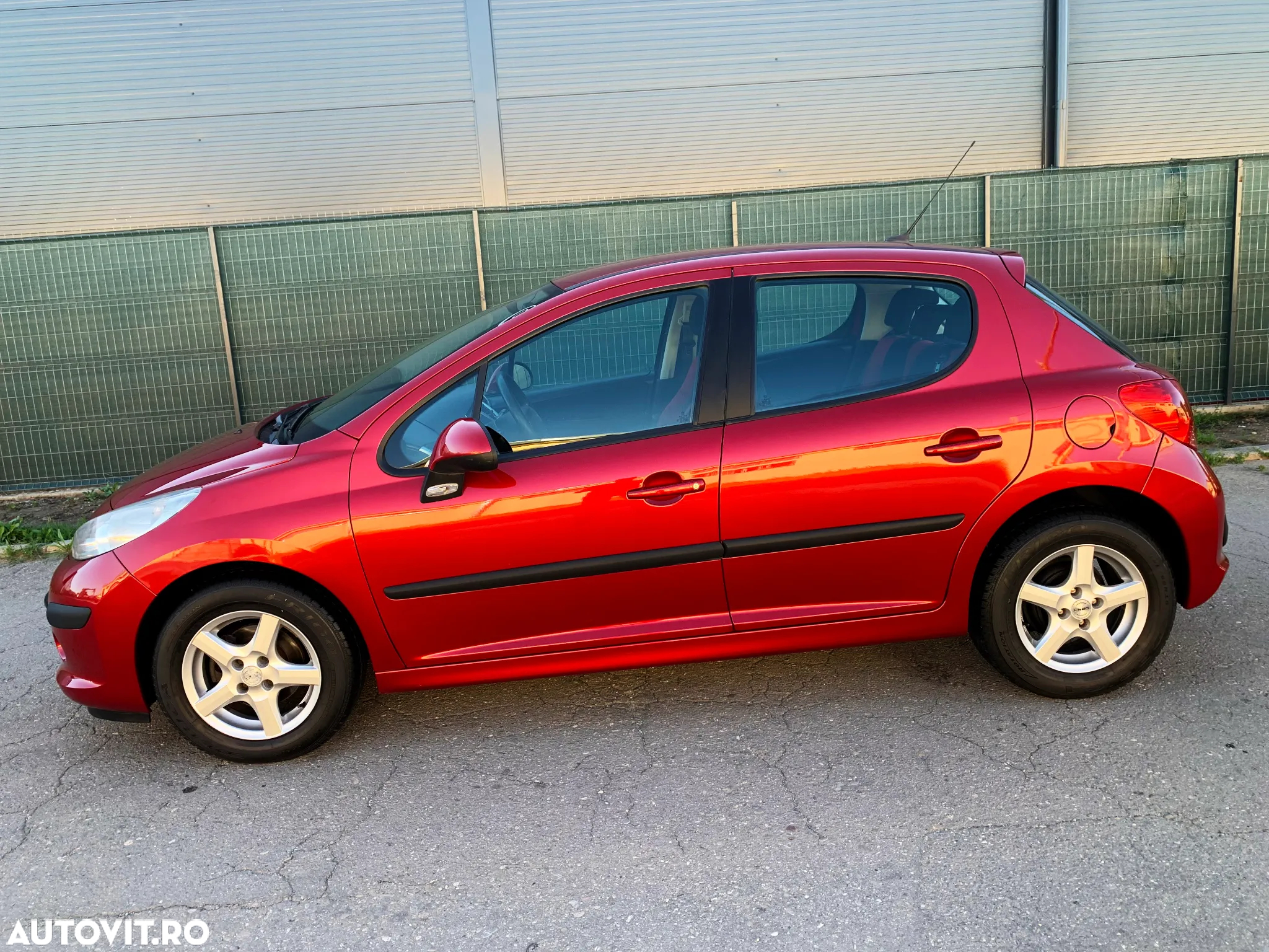 Peugeot 207 1.4E 16V Trendy - 4