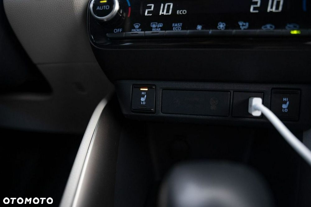 Toyota Yaris Hybrid 1.5 Selection Elegant - 29