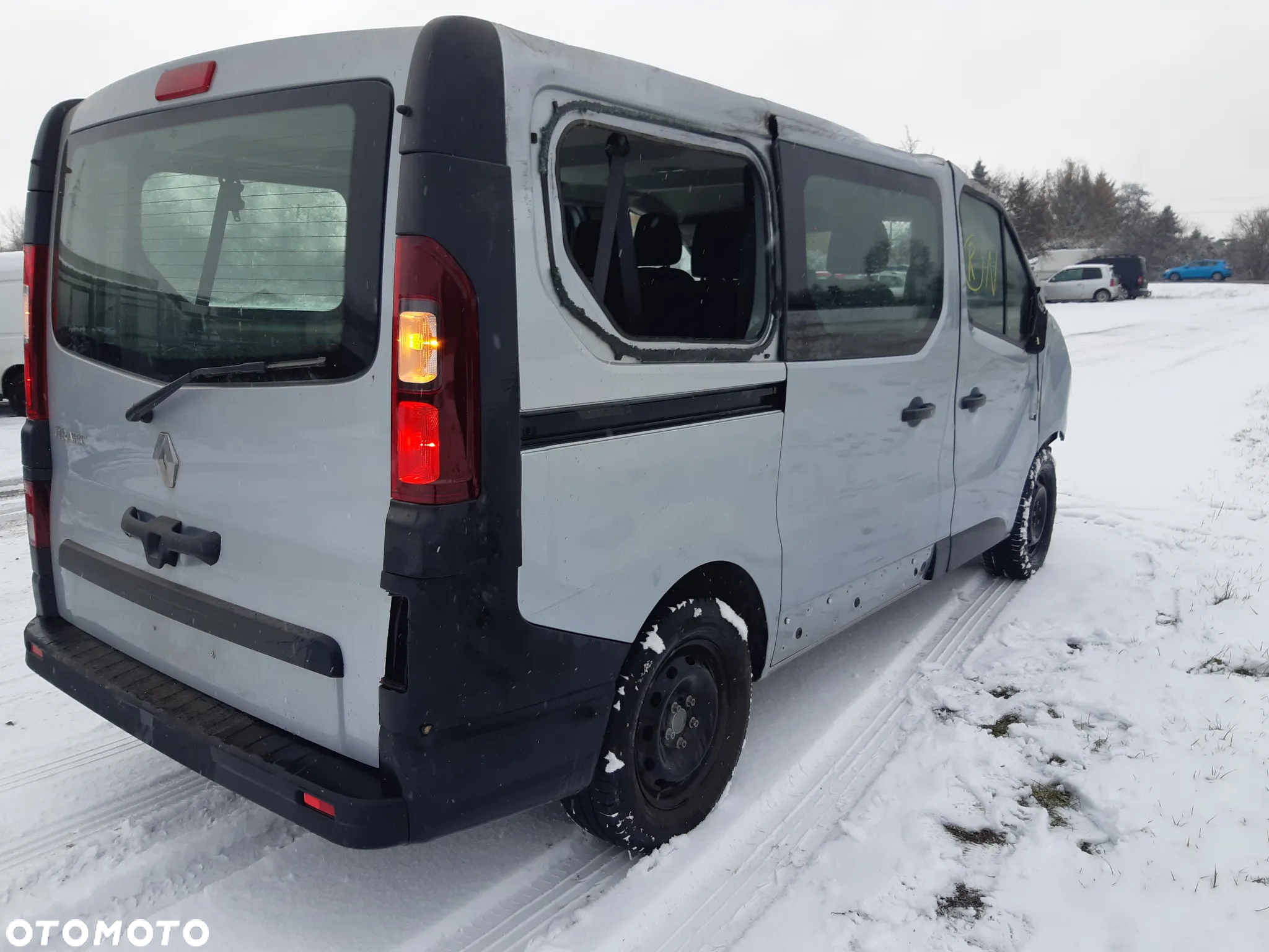 Renault Trafic - 12