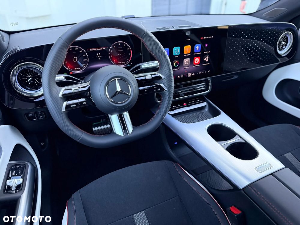 Mercedes-Benz CLA - 14