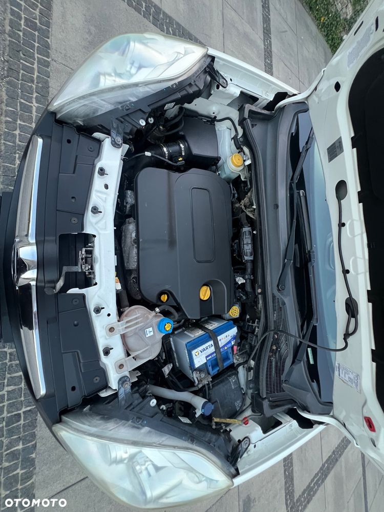 Opel COMBO - 23