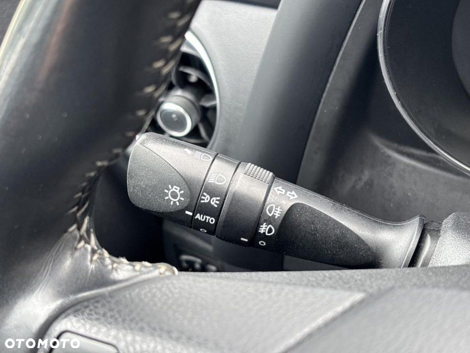 Toyota Auris - 25