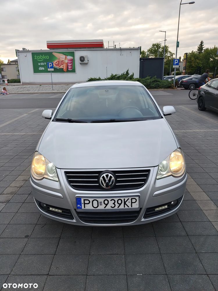 Volkswagen Polo 1.4 16V Trendline - 26